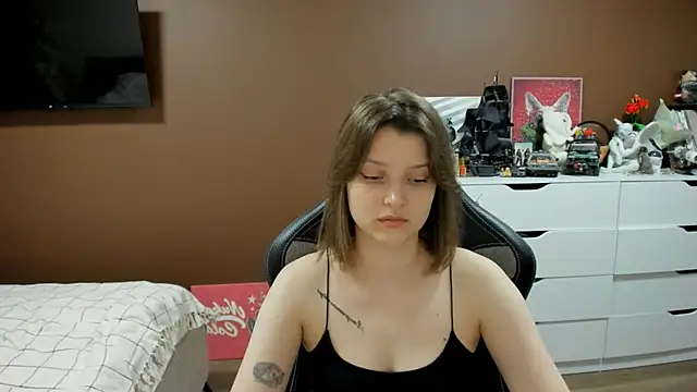SoniNesti online show from July 23, 3:42 pm