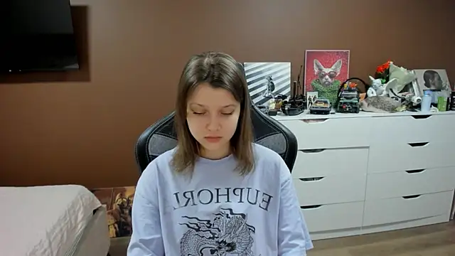 SoniNesti online show from April 21, 2:13 pm