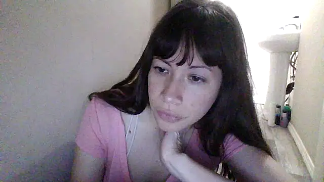 petitedoll29 online show from October 30, 7:48 pm