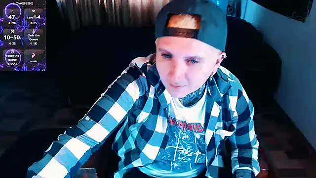 Marieblueeyes online show from January 9, 8:02 pm