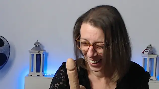 Oriane Jackson online show from March 18, 5:45 am