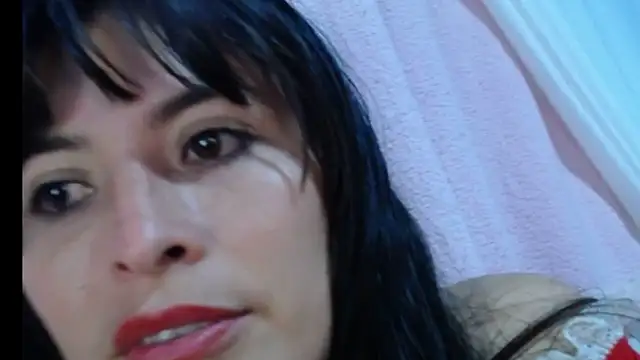 Alexandrasaenz online show from September 30, 11:42 pm