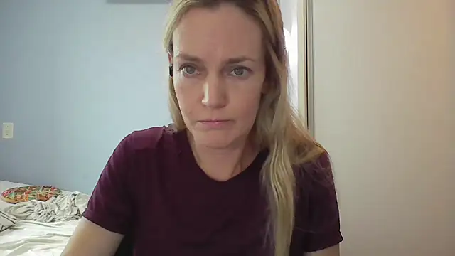 Annylove1 online show from February 3, 10:53 am