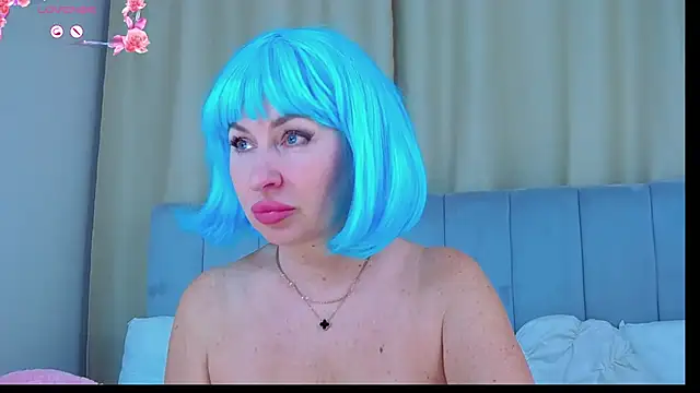 Snapshot of Barbie_Blond_ chatting on September 27, 6:09 am Barbie Blond  online show from September 27, 6:09 am