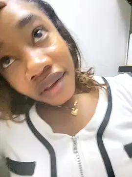  yisela  online show from December 5, 2:11 am