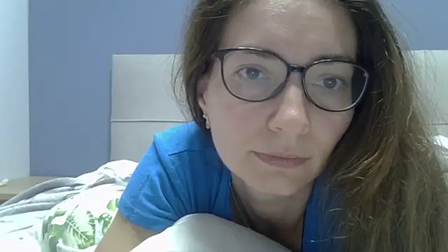 Ashleyspice online show from July 1, 8:25 am