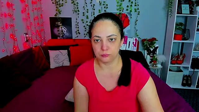 DarlingMilf online show from September 29, 6:13 pm