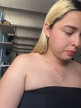 Irisweet  online show from October 2, 3:28 pm