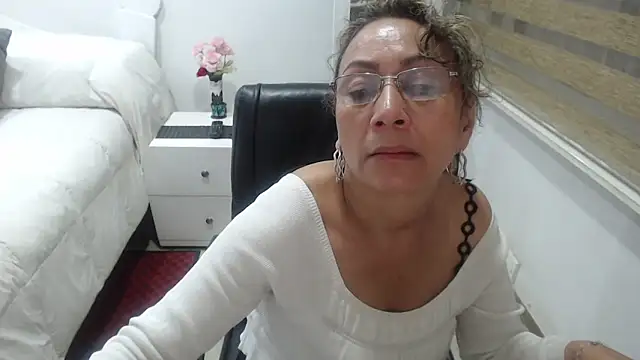 jesy hot online show from January 6, 10:46 pm