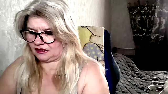 Diana 49 online show from February 14, 9:11 am