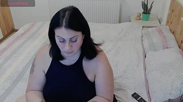 Snapshot of fayette_ chatting on October 9, 4:33 pm fayette  online show from October 9, 4:33 pm