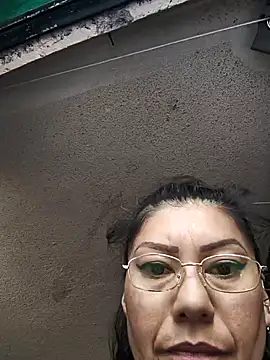 LaInsaciableIntensa online show from November 19, 9:04 pm