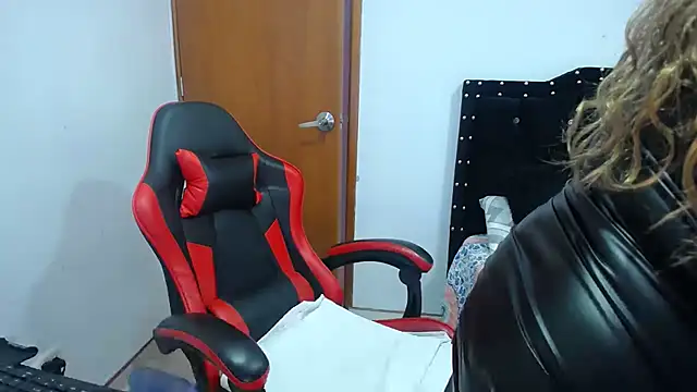 Ursulawhite69 online show from October 27, 4:02 pm