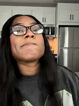 CandyLuxxxx online show from September 26, 12:08 am