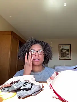 CandyLuxxxx online show from February 21, 8:42 pm