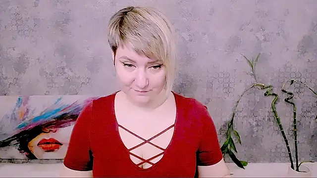 Djullia online show from April 3, 6:22 am