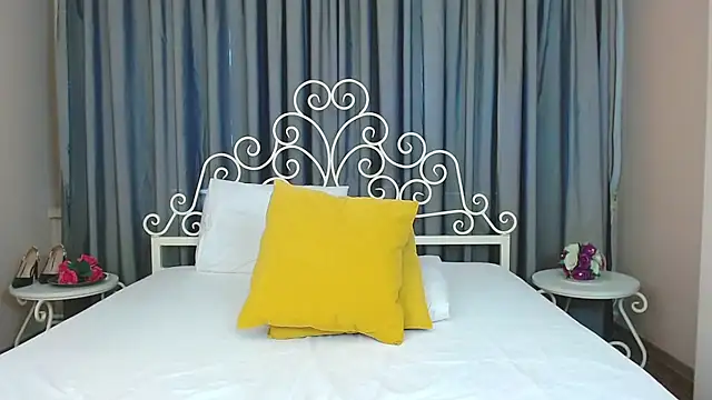 AndoraSweet online show from June 25, 5:12 am