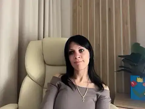 InjaAtHome online show from April 14, 5:24 pm