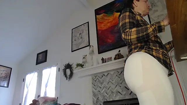 AuroraWillows online show from November 29, 9:41 pm