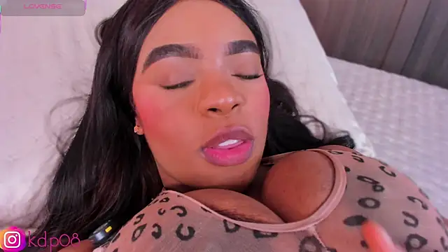 shannol ryan online show from November 3, 1:09 am