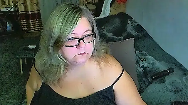 sex2 online show from October 11, 9:17 pm