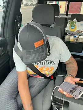 HaloRodeoLover2 online show from March 27, 6:30 pm