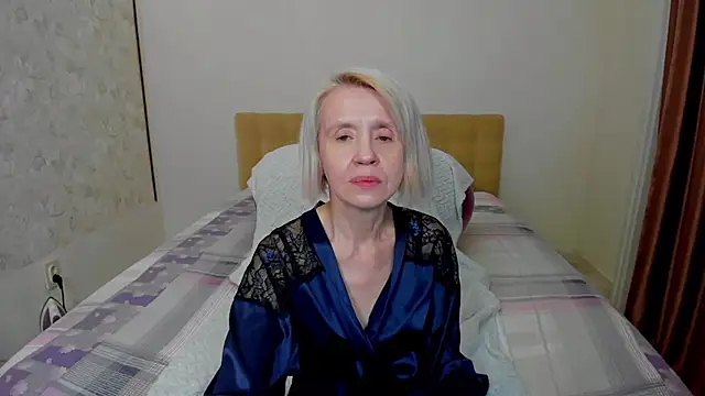 aminalive online show from September 18, 7:56 pm