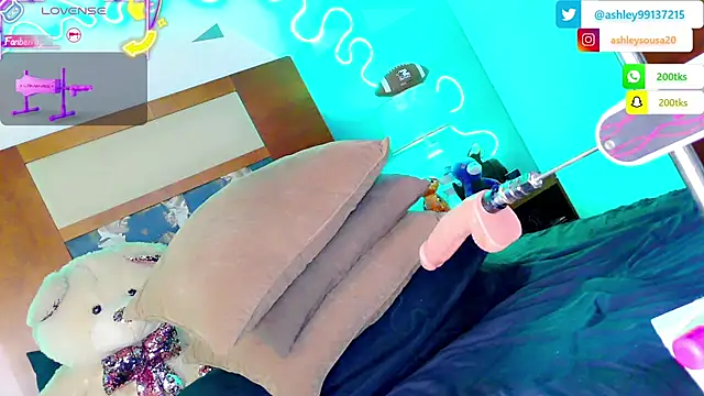 ashley 19xx online show from November 9, 4:58 pm