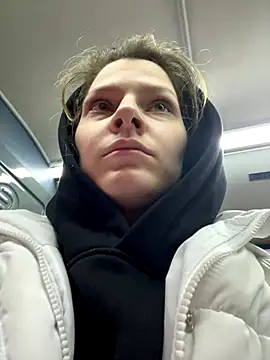 MaryHiggins online show from November 8, 2:00 pm