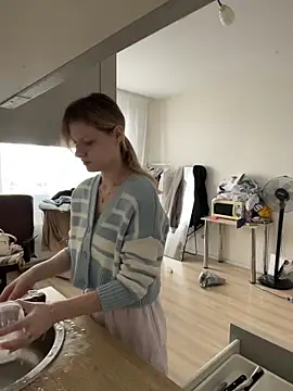 MaryHiggins online show from February 28, 11:53 am