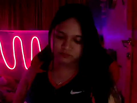 Lianneeeeee1 online show from September 22, 2:48 pm