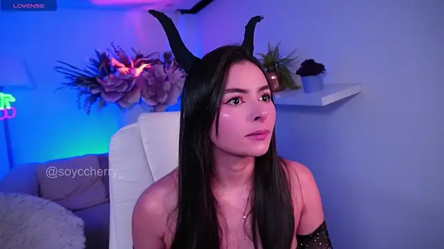 soyccherry  online show from April 9, 9:09 pm