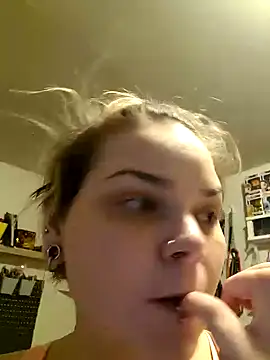 Randomness440 online show from October 31, 4:36 am