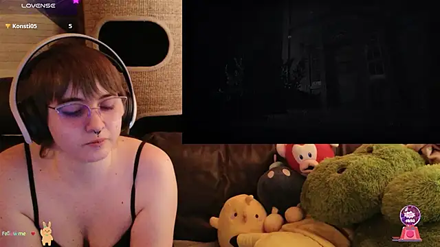 GamerGirl Eve online show from November 1, 8:02 pm