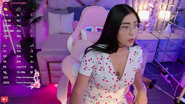 shanon- online show from October 3, 12:05 am