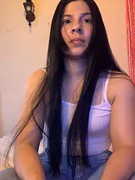 Estefani 32 online show from March 22, 6:36 pm