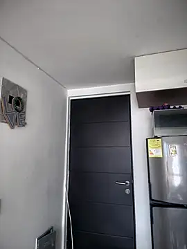 DulceLenns online show from October 11, 6:43 pm