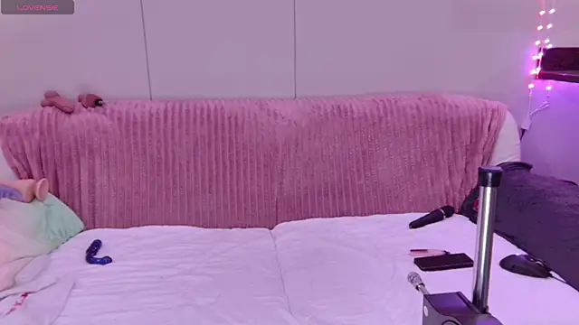 ScarletCarnal online show from November 2, 12:58 am