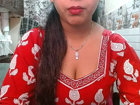 LovingPihu online show from February 10, 8:28 am