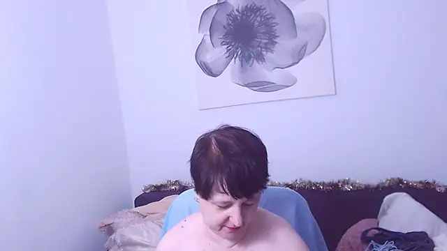 ChristaRose online show from December 14, 8:14 pm