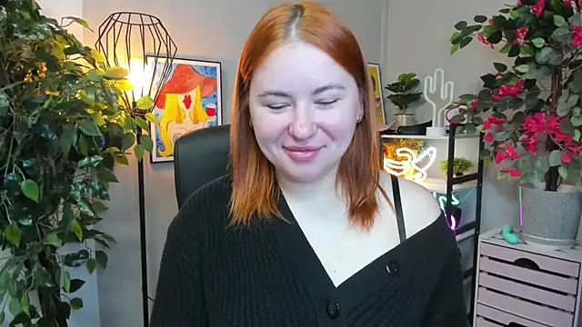 LAYLAxSTAR online show from September 24, 6:45 am