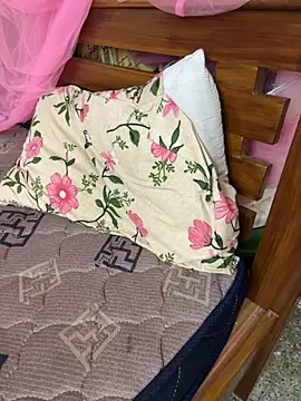 worstcouples online show from October 31, 1:37 pm