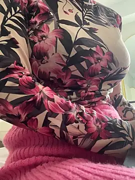 DulceMya6 online show from May 28, 12:58 pm