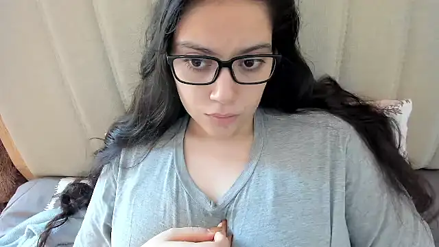 roniewester online show from March 16, 2:21 pm