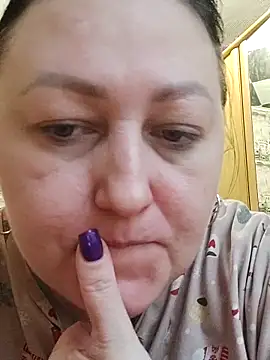 Rini333 online show from February 9, 1:02 pm