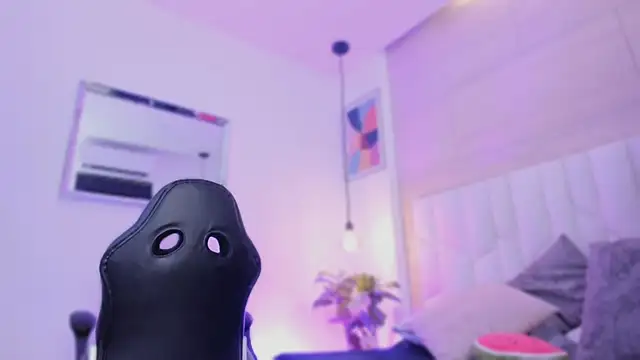 io chie  online show from February 25, 4:44 am