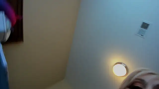 AmethystFoxx online show from October 2, 8:47 pm