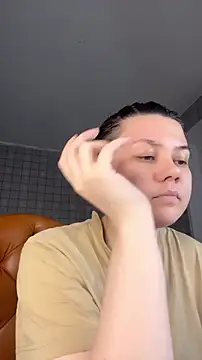 NinaVI online show from February 22, 8:10 pm