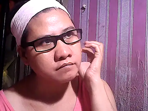 sweetsosie18 online show from September 17, 6:28 pm