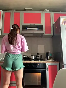 SeducingYoghourt online show from March 30, 12:27 pm